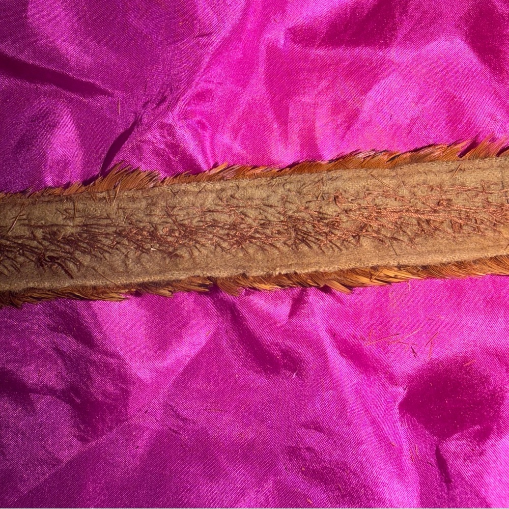 Handmade Hawaiian Feather Hat Band - Picture 2 of 6